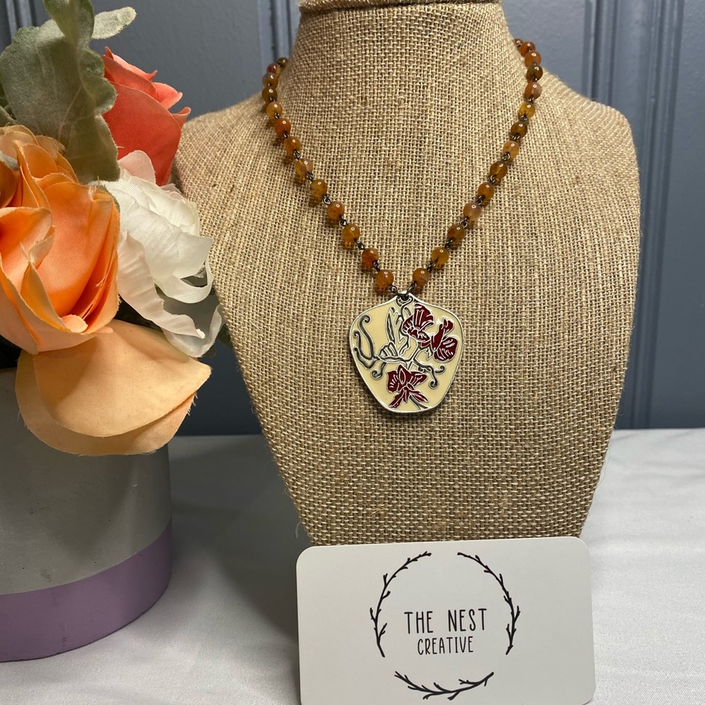Vintage Floral Pendant Necklace